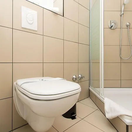 Primeflats - Aroser Allee *